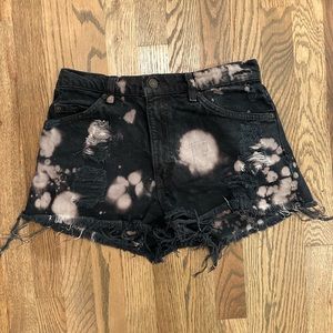 Acid Wash Levi Denim Shorts